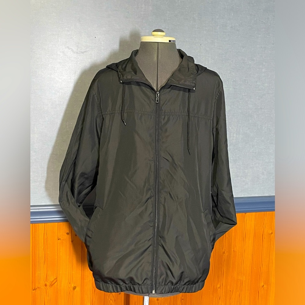 🔥3 for $15 Sale- Zine lightweight jacket with hood